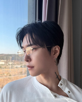 【2.4新作】スクエアフレームコリアングラス mf3654