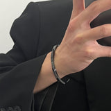 MODEFREAKのシンプルツイストバングル mf2983の画像