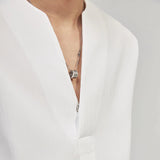 MODEFREAKのノーカラーVネックシャツ mf2476の画像