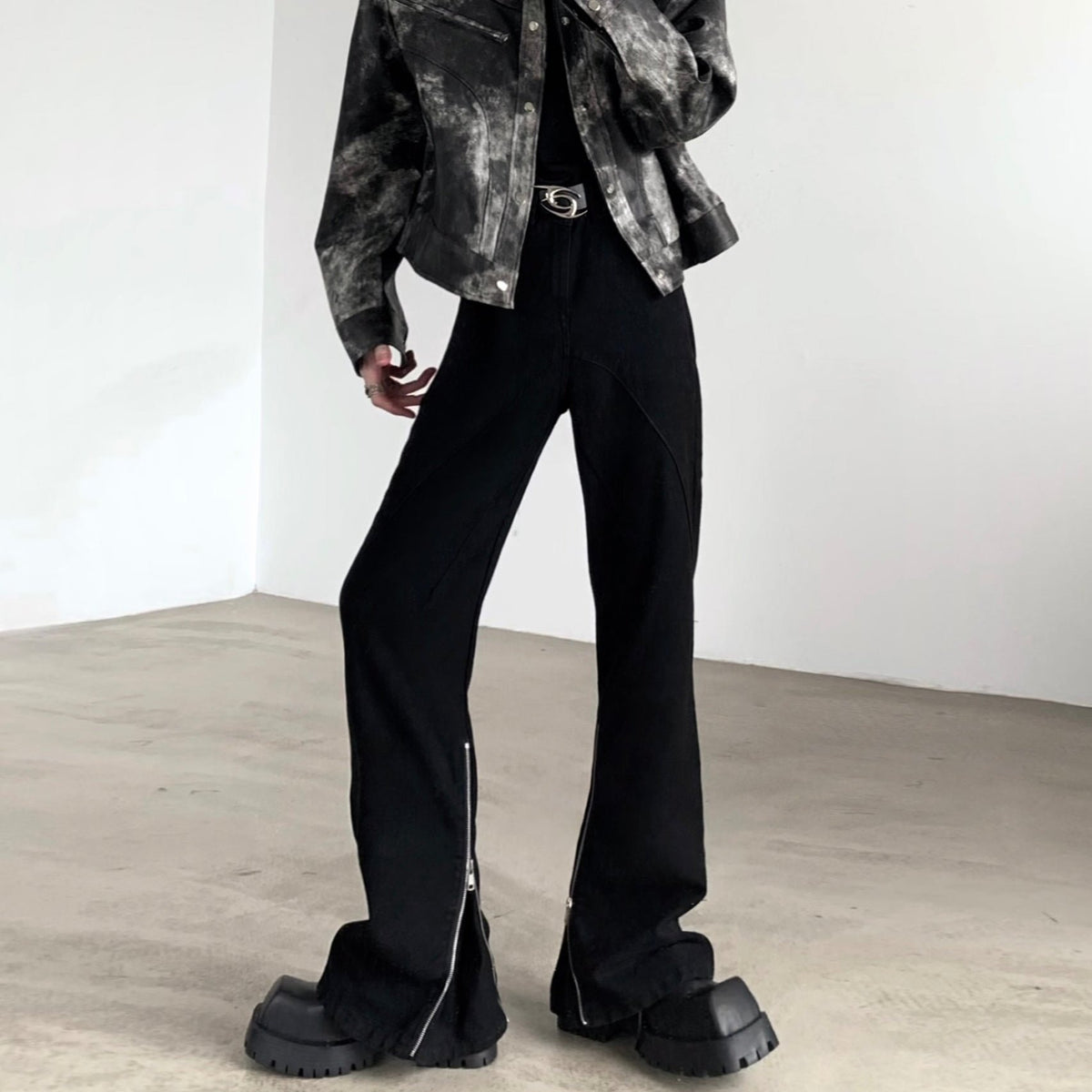 MODEFREAKのスリットジップアップデニムパンツ mf2915の画像