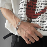 MODEFREAKのクリスタルシルバーコリアンブレスレット mf3437の画像