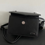 MODEFREAKのレザースクエアバッグ mf1450の画像