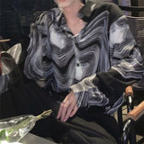 MODEFREAKのラインデザインモノトーンシャツ mf1476の画像