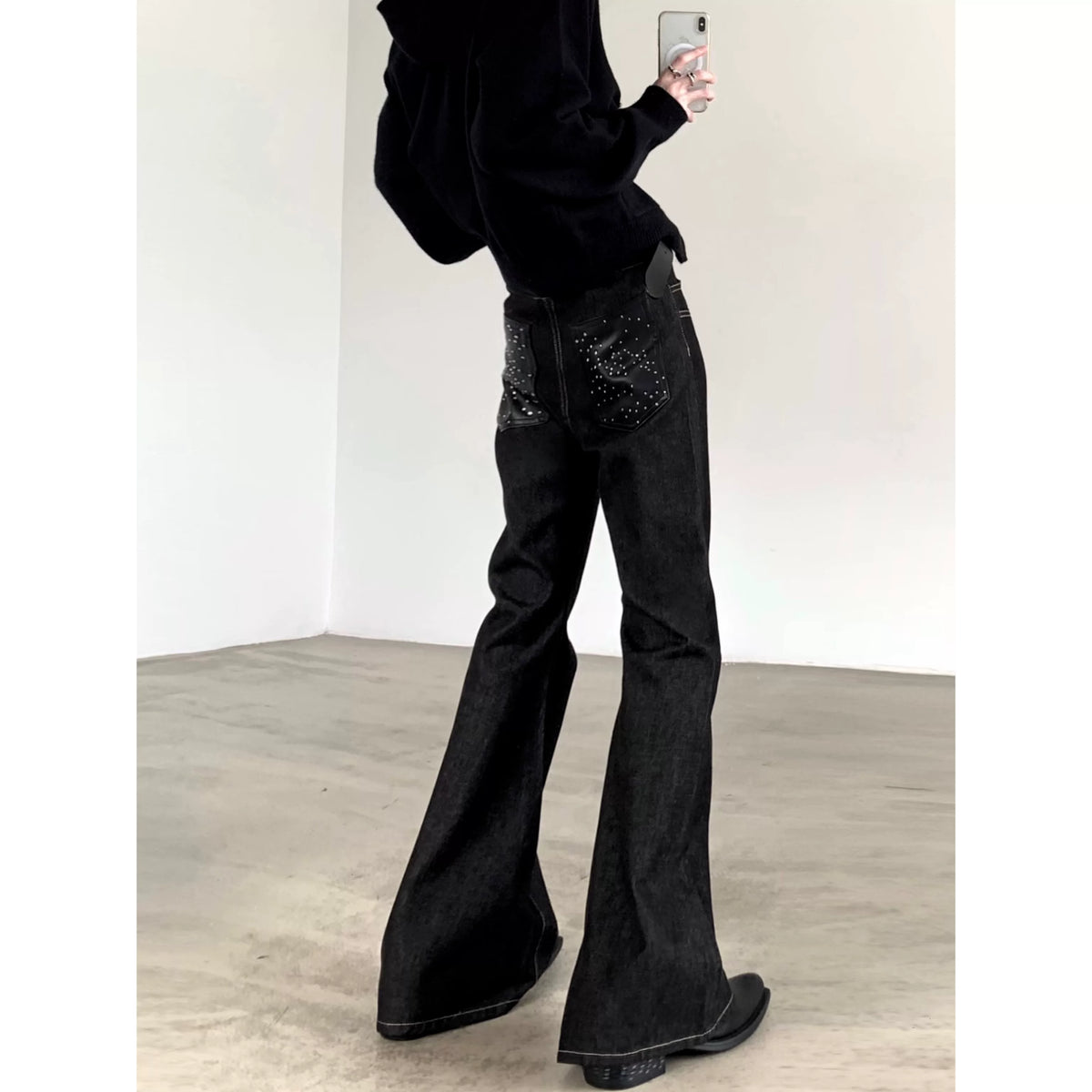 MODEFREAKの【10.19新作】シャインストーンフレアデニムパンツ mf3896の画像