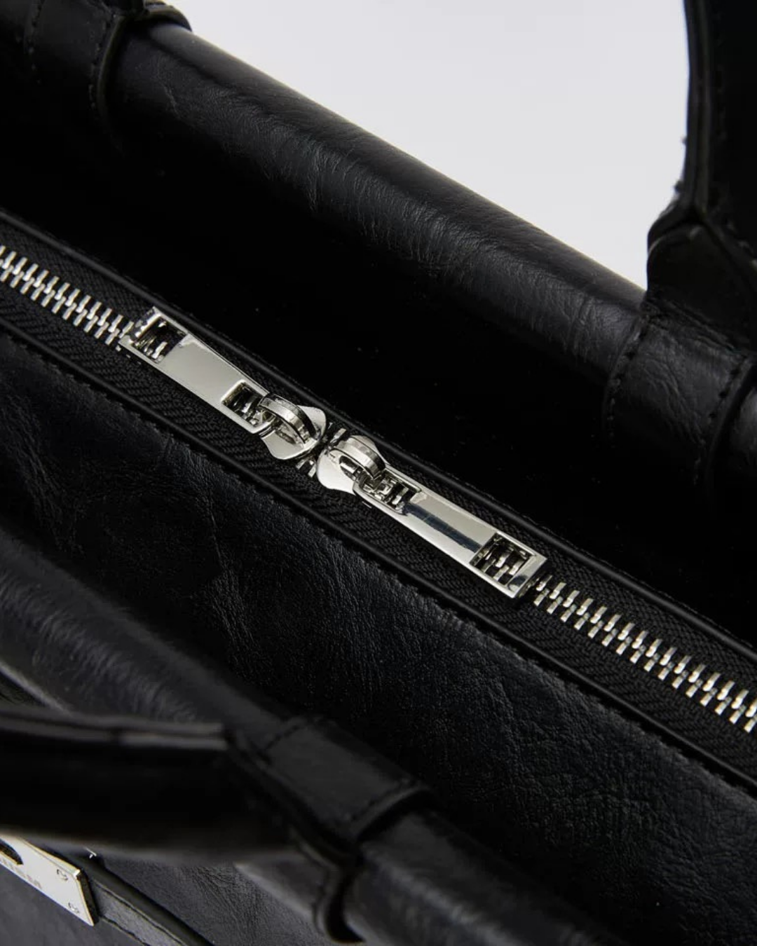 MODEFREAKのヴィンテージレザーモードバッグ mf3700の画像