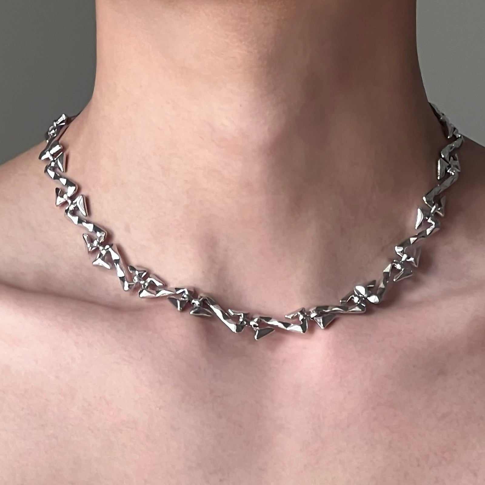 DIFFERENT シルバーネックレス DIFFERENT NECKLACE