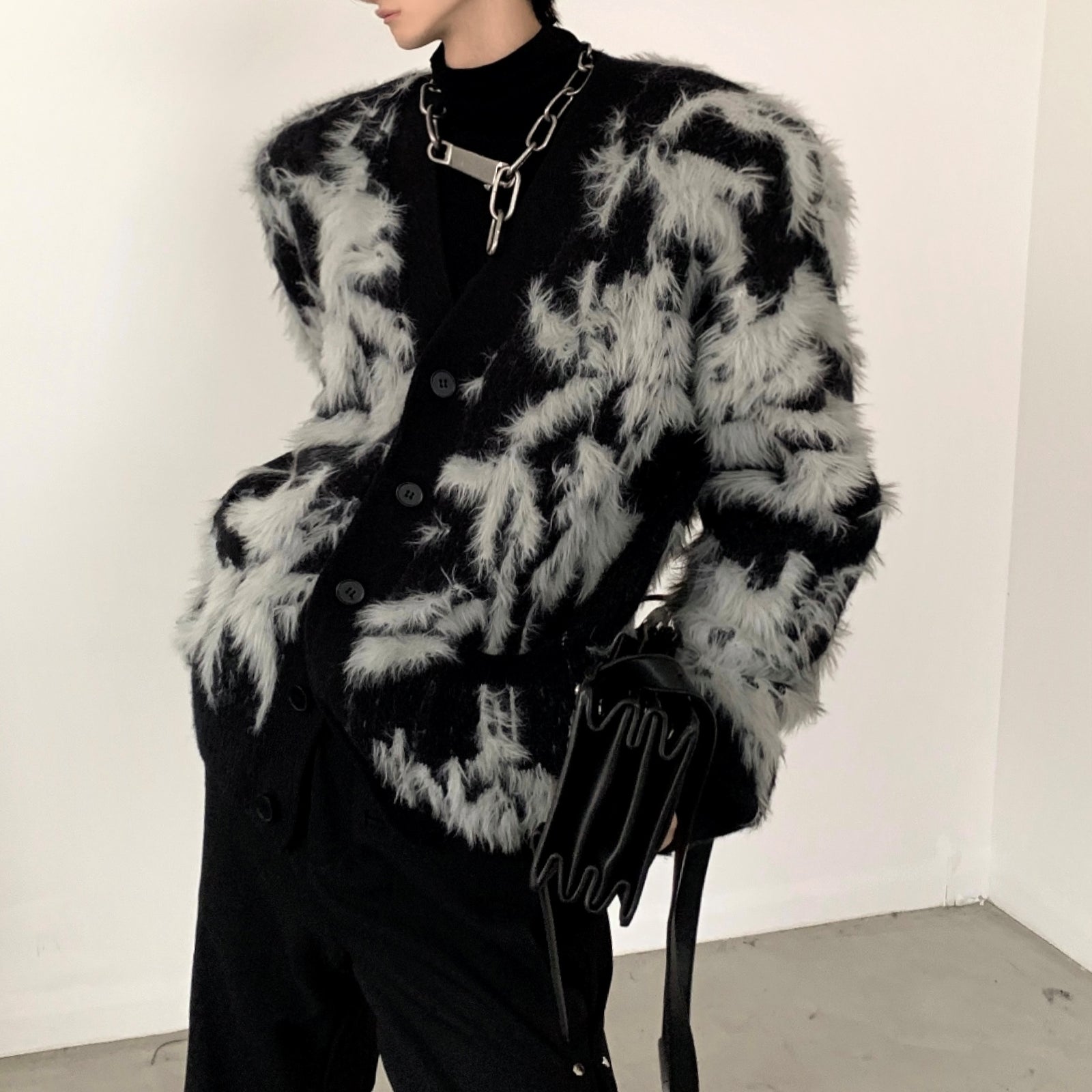 トイガン 金色 黒色 マガジン付き 61VtiWFheuL.jpg_BO30,255,255,