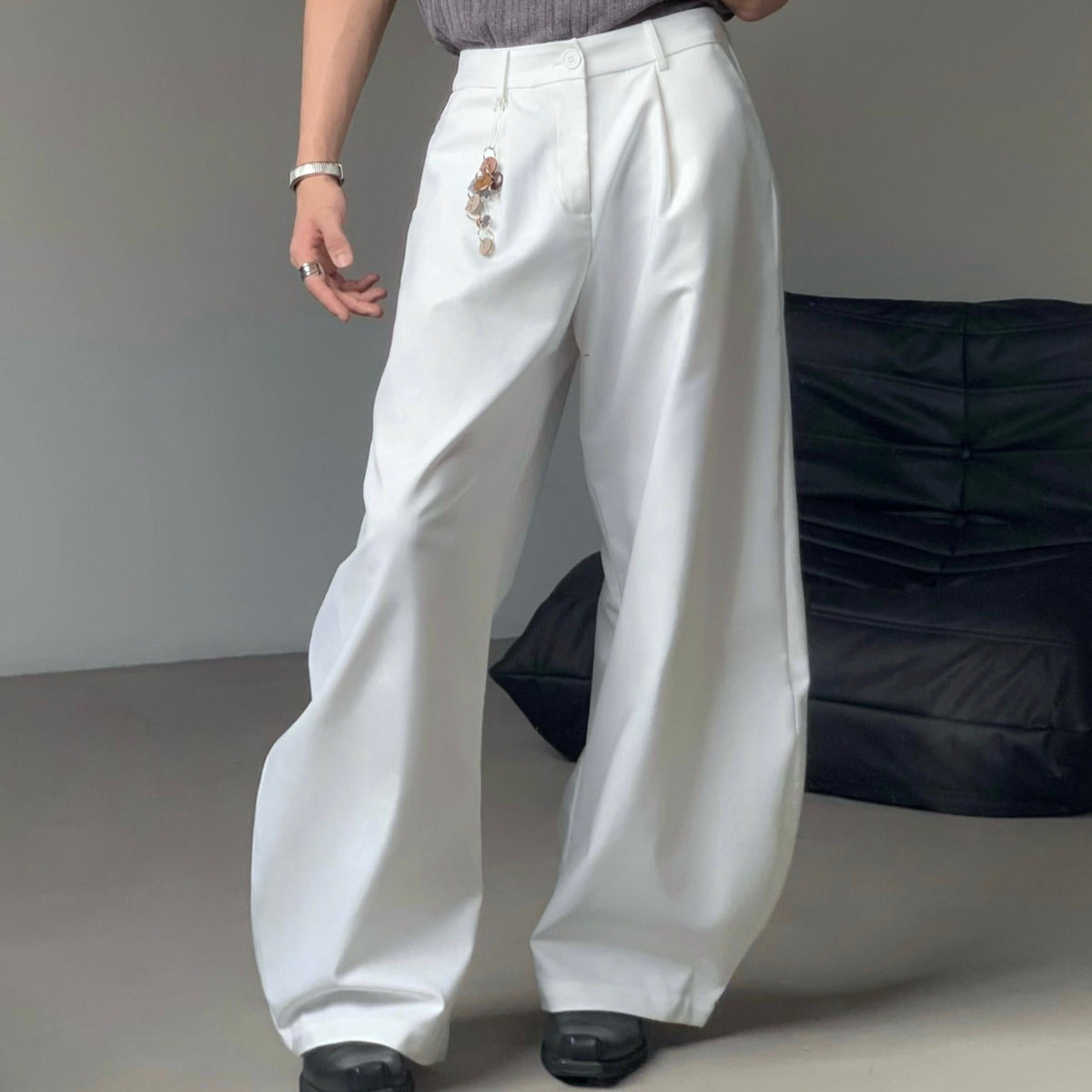 MODEFREAK ワイドレザーパンツ　新品 ワイドレザーパンツ mf2305【韓国モードファッション】