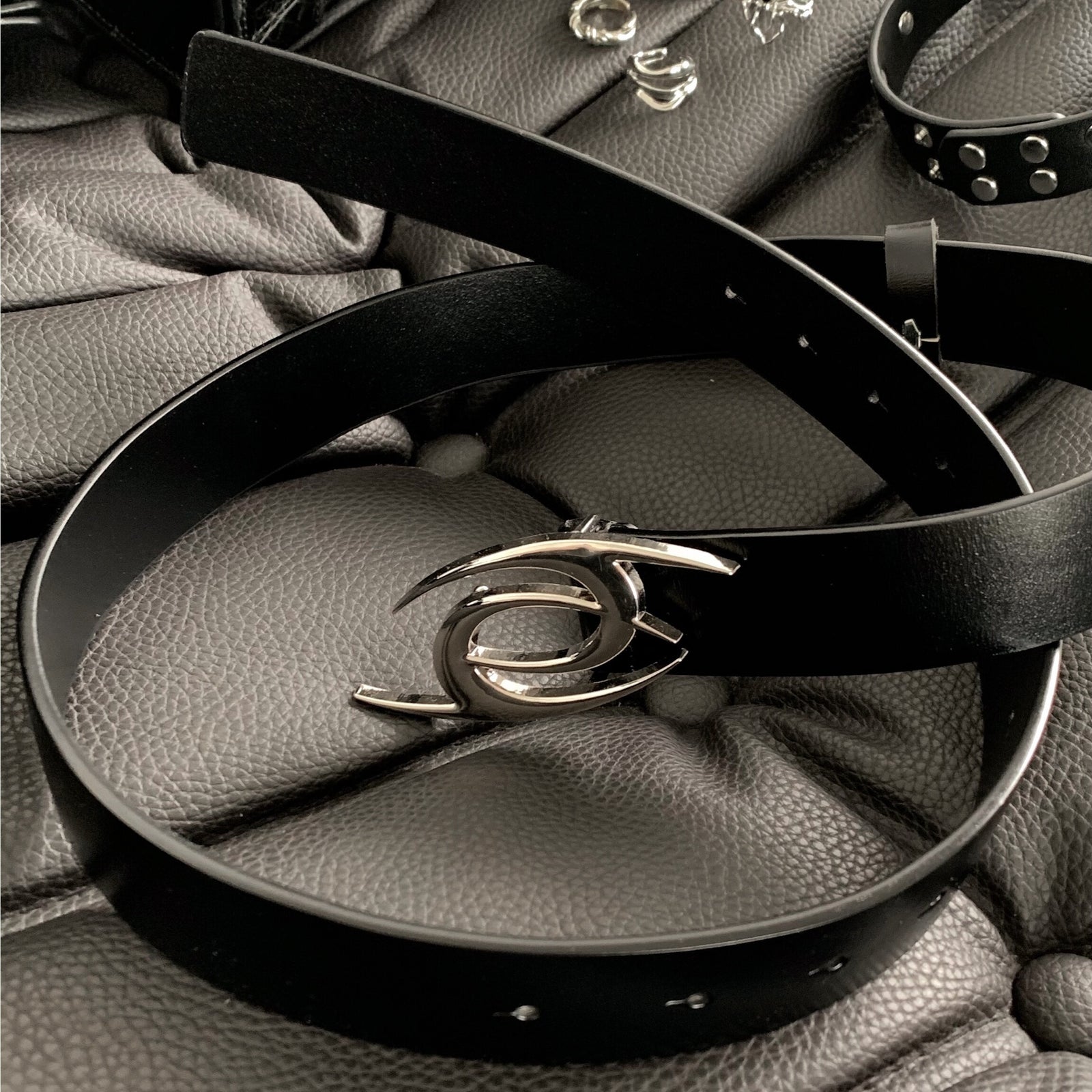 EMBA エンバ コヨーテ リアルファーコート バックル レザーベルト 11号 EMBA エンバ コヨーテ リアルファーコート バックル レザー