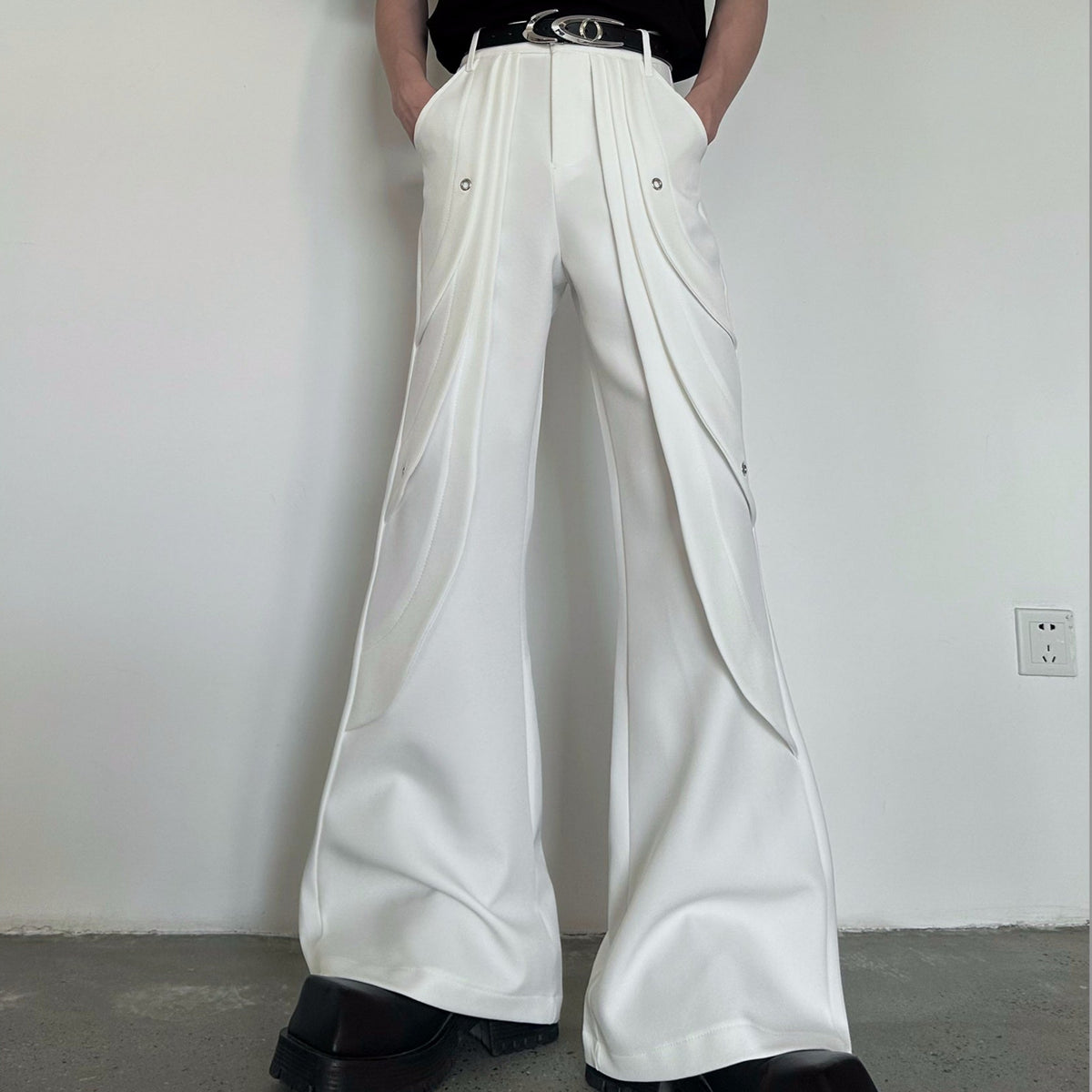MODEFREAKのプリーツレイヤーフレアパンツ mf3169の画像