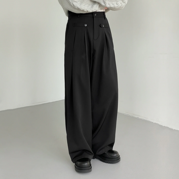 MODEFREAKのタックコリアンスラックスの画像1